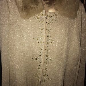 Ladies Donna Vinci Designer Knit Skirt Suit.